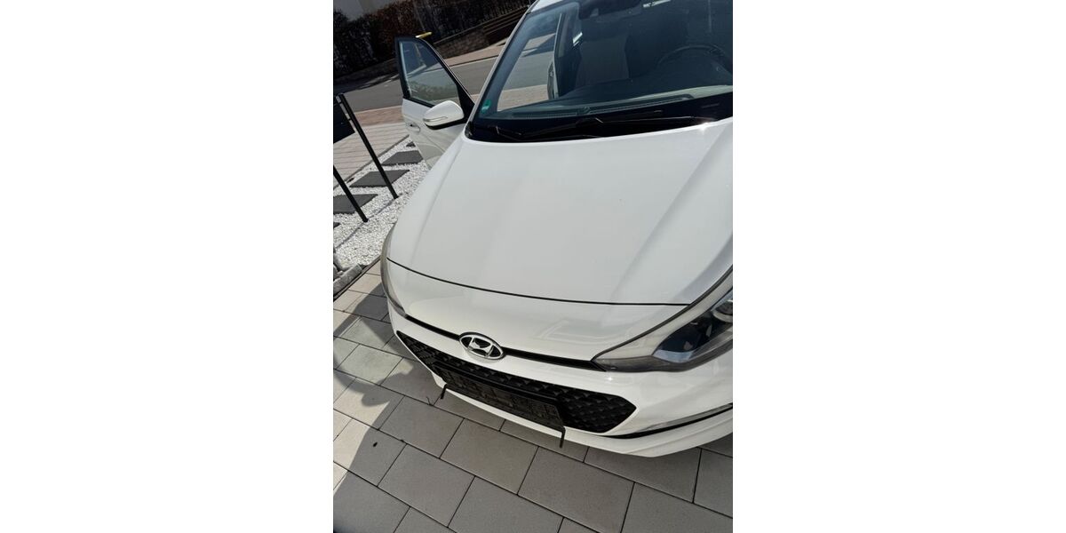 Hyundai i20 141.200 km 7.250 &euro; Kirchhain 35274