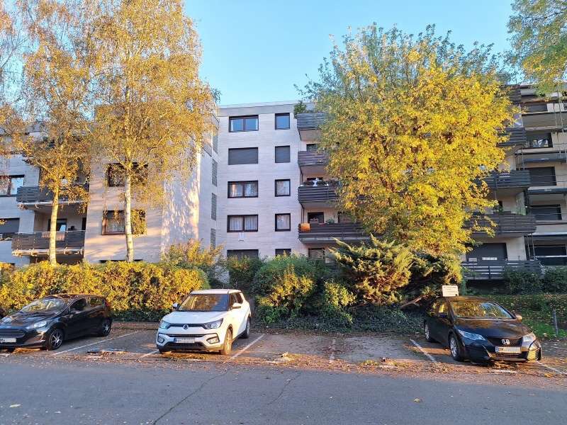 Wohnung zum Kaufen in Bergheim 99.000 € 97 m²