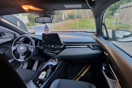 Toyota C-HR 48.000 km 20.900 &euro; Ingolstadt 85053