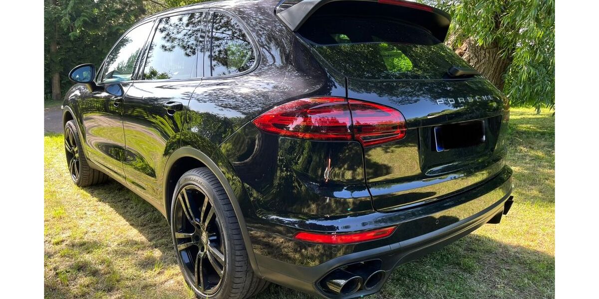Porsche Cayenne 155.500 km 22.100 &euro; Leinefelde 37327