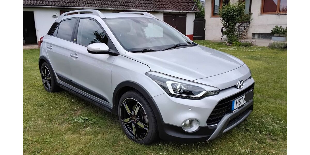 Hyundai i20 29.400 km 10.990 &euro; Mirow 17252