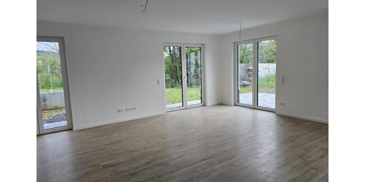 Reihenhaus Höchst im Odenwald - 4 Zimmer, 120 m&sup2;, 1.400&euro; | Angebot:23704908