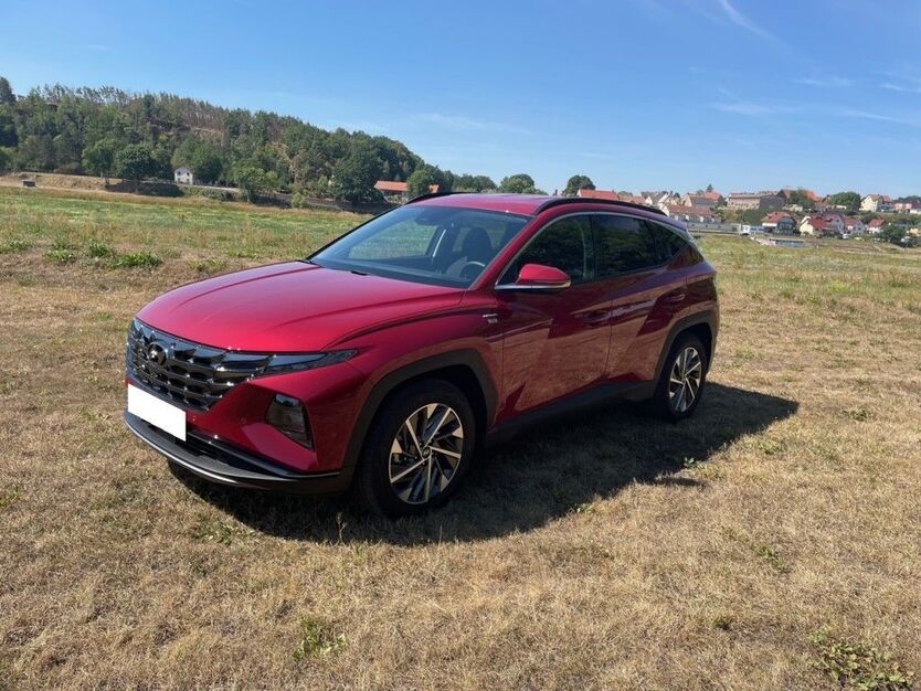 Hyundai TUCSON 54.000 km 25.200 € Coswig 01640