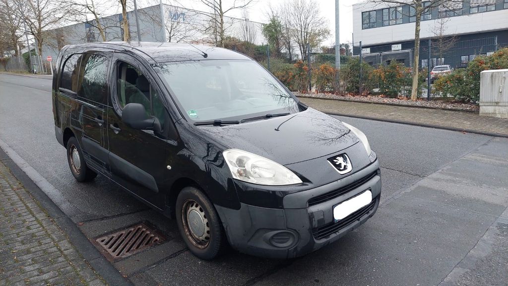 Peugeot Partner 341.568 km 2.800 &euro; wuppertal 42327