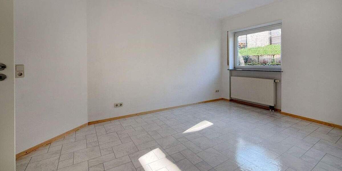 Etagenwohnung Leimen St Ilgen - 2 Zimmer, 64 m&sup2;, 210.000&euro; | Angebot:25357068