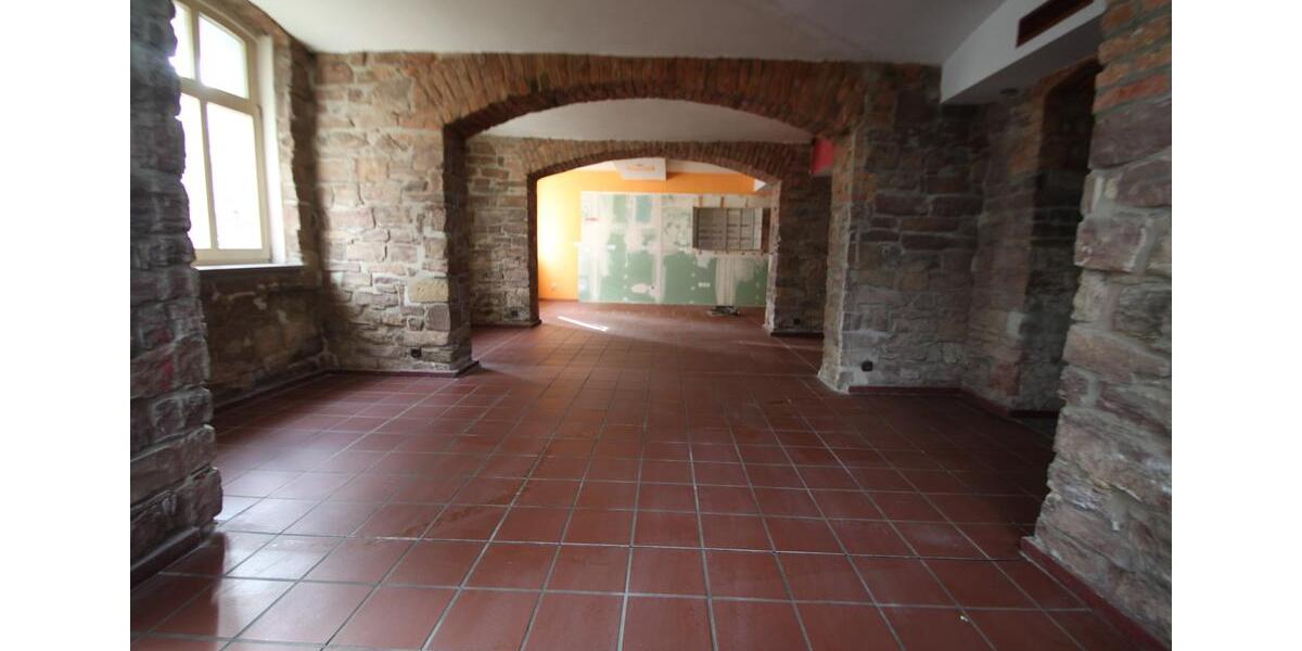 Gewerbeobjekt Bad Pyrmont - 1.100&euro; | Angebot:21107870