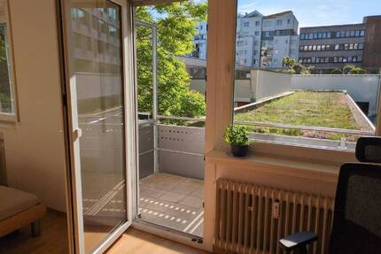 Gemütliche 1-Zimmer-Wohnung mit Küche & Balkon - Badenwerkstraße 9, Südstadt Karlsruhe - zwischen Hbf und Innenstadt gelegen!