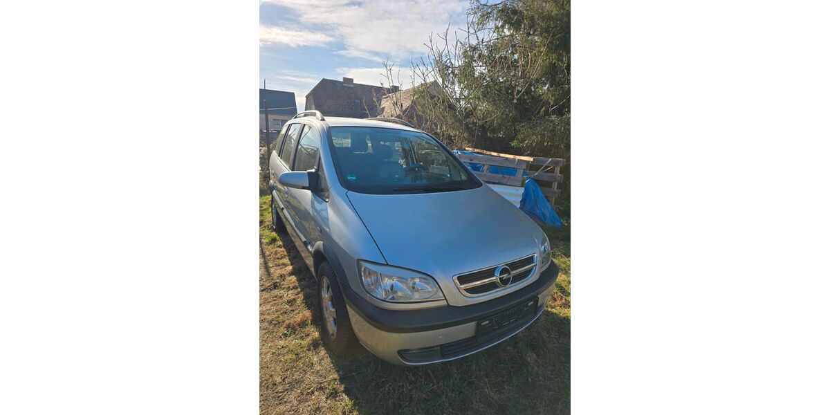 Opel Zafira 164.656 km 2.499 &euro; Heideblick 15926