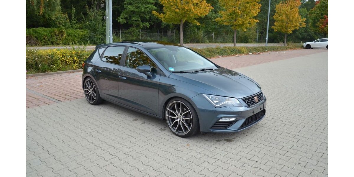 Seat Leon 103.000 km 14.990 &euro; Kaufbeuren 87600