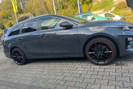 Kia ceed Sportswagon 71.000 km 18.990 &euro; Gummersbach 51645