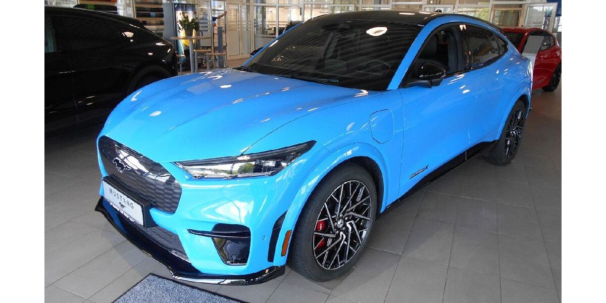 Ford Mustang Mach-E 50.000 km 39.900 &euro; Nister 57645