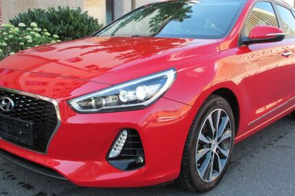 Hyundai i30 54.782 km 10.950 &euro; Würzburg 97080