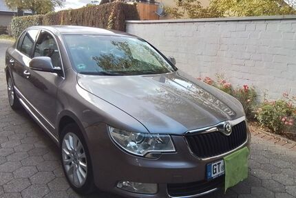 Skoda Superb 285.500 km 4.700 &euro; Werther 33824