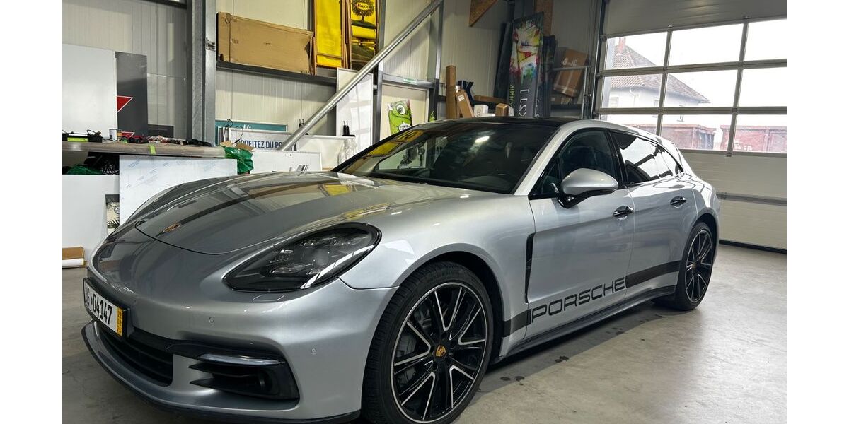 Porsche Panamera 200.000 km 41.500 &euro; Offenburg 77656