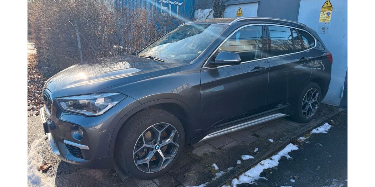 BMW X1 105.000 km 20.300 &euro; München 81549