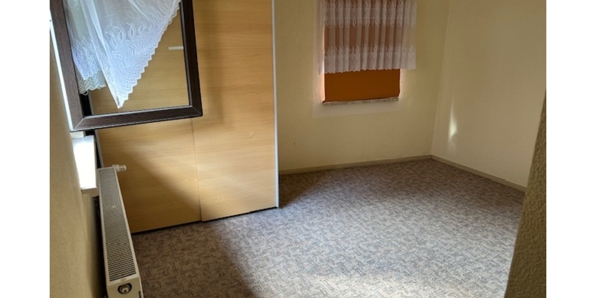Massives Wohnhaus mit tollen Blick auf Schloß Könitz - Einfamilienhaus Unterwellenborn OT Könitz Könitz | Angebot:16297790