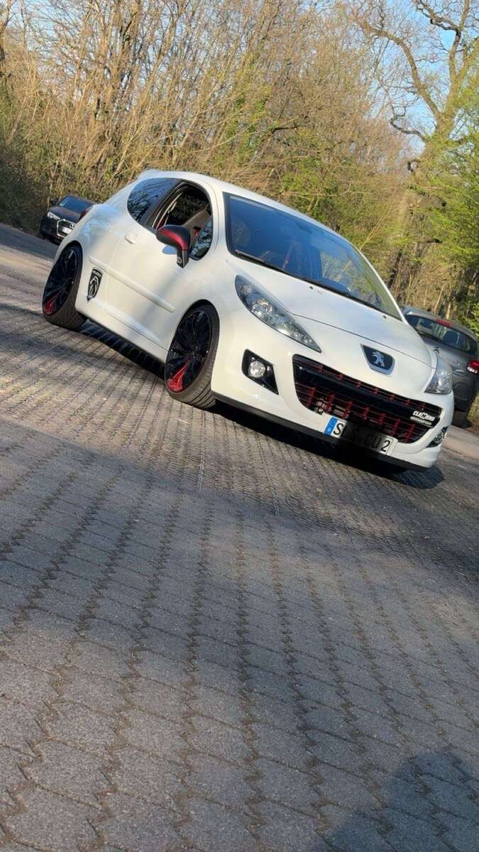 Peugeot 207 22.000 km 7.500 € saarwellingen 66793