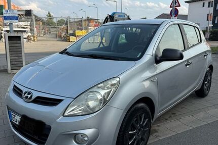 Hyundai i20 160.000 km 1.800 € Oberursel 61440