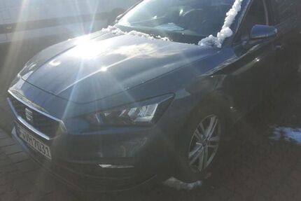 Seat Leon 93.550 km 18.450 &euro; Burgoberbach 91595