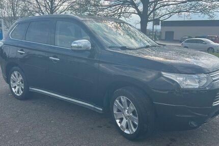 Mitsubishi Outlander 189.000 km 6.950 &euro; Zwickau 08058