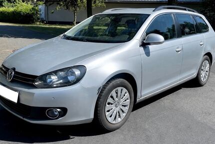 VW Golf 325.000 km 2.400 &euro; Freren 49832