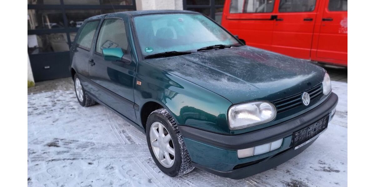 VW Golf 156.000 km 4.350 &euro; ROTTWEIL 78628