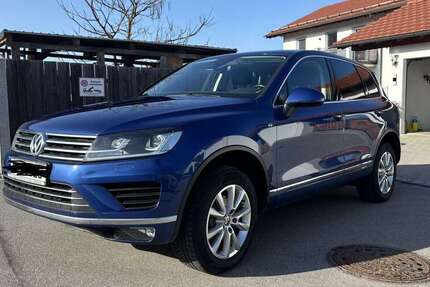 VW Touareg 129.000 km 26.500 &euro; Grasbrunn 85630