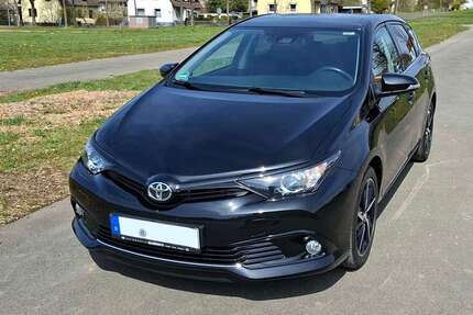 Toyota Auris 36.000 km 18.000 &euro; Bad Arolsen, Stadt 34454