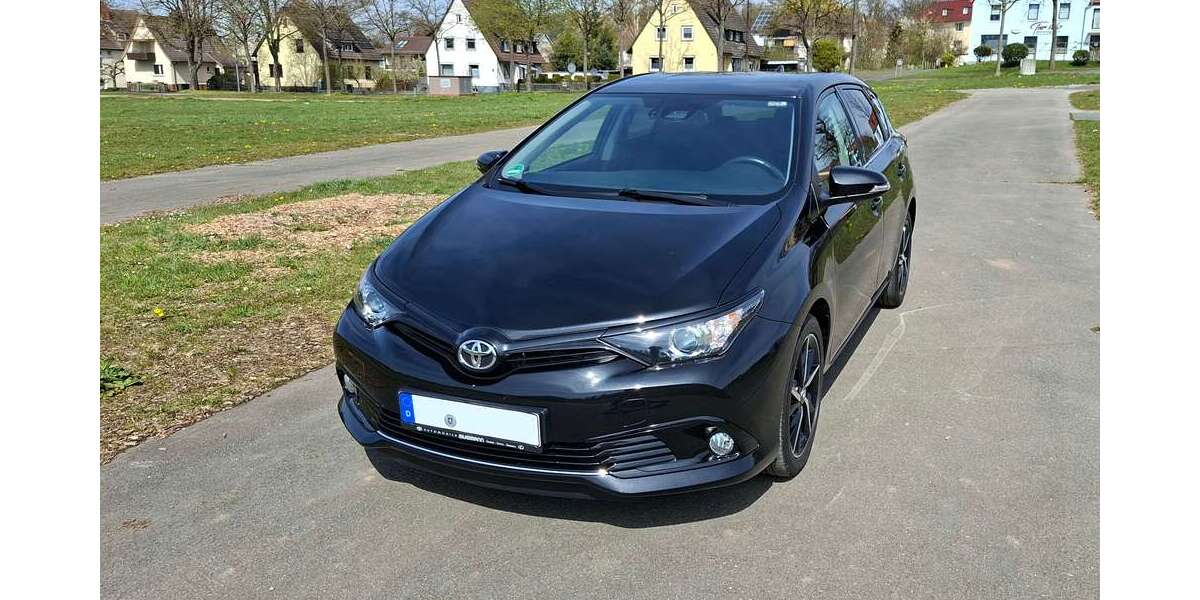 Toyota Auris 36.000 km 18.000 &euro; Bad Arolsen, Stadt 34454