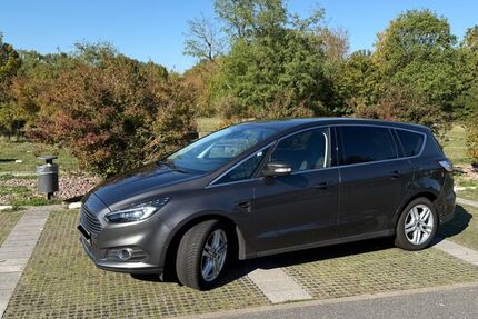 Ford S-Max 90.000 km 19.900 &euro; Rüsselsheim 65428