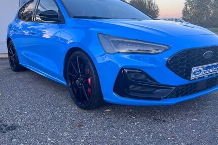 Ford Focus 14.500 km 44.990 &euro; Glauchau 08371