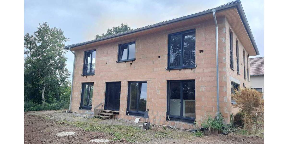 Einfamilienhaus Duderstadt Hilkerode - 8 Zimmer, 196 m&sup2;, 380.000&euro; | Angebot:25278052