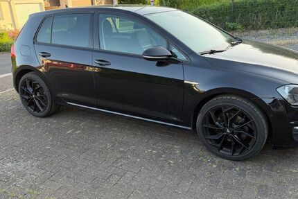 VW Golf 160.000 km 9.500 &euro; Schwalmstadt 34613