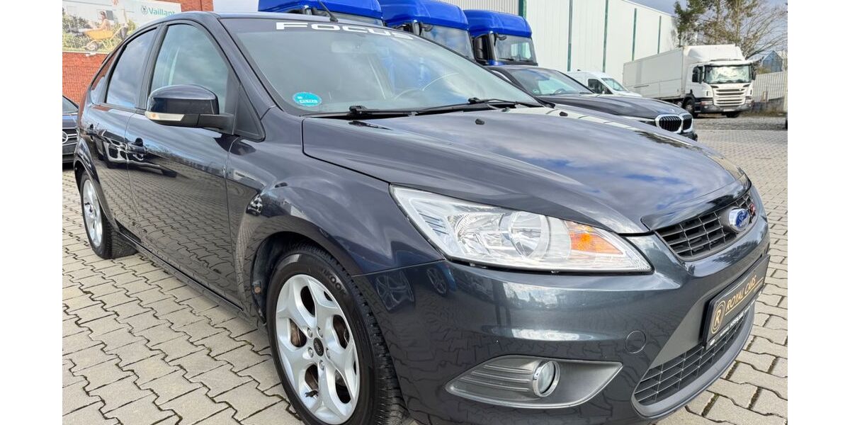 Ford Focus 105.300 km 4.990 &euro; Machern 04827