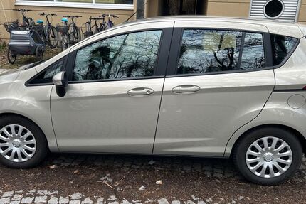 Ford B-Max 96.000 km 5.950 &euro; München 81379