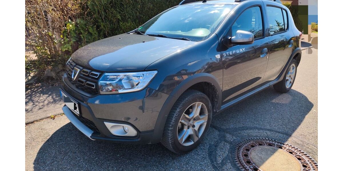 Dacia Sandero 14.900 km 12.500 &euro; Stockach 78333