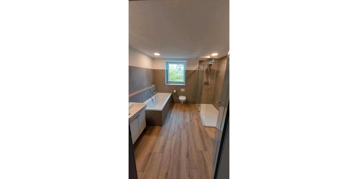 Erdgeschoßwohnung Schmallenberg - 4 Zimmer, 160 m&sup2;, 1.100&euro; | Angebot:26266809