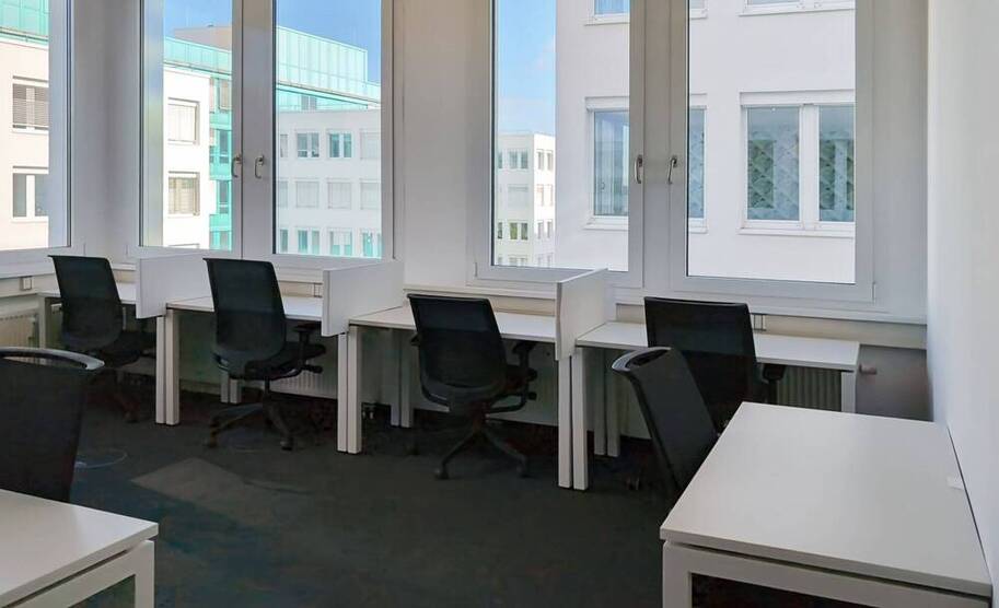 Buchen Sie einen reservierten Coworking-Arbeitsplatz oder Hot Desk in Regus STEP Stuttgart Engineering Park
