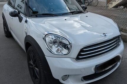Mini Countryman D (Cooper) 94.200 km 9.300 &euro; Karlsfeld 85757