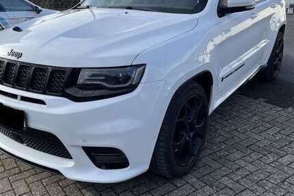 Jeep Grand Cherokee 135.365 km 27.000 &euro; Hamm 57577