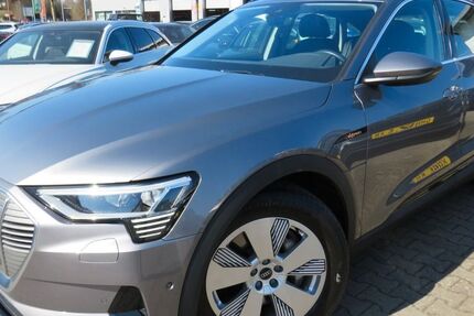 Audi e-tron 53.800 km 30.990 &euro; Ransbach-Baumbach 56235