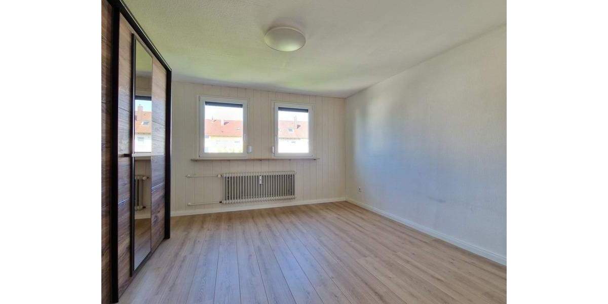 Etagenwohnung Lauf Kotzenhof - 3 Zimmer, 194.000&euro; | Angebot:25339881