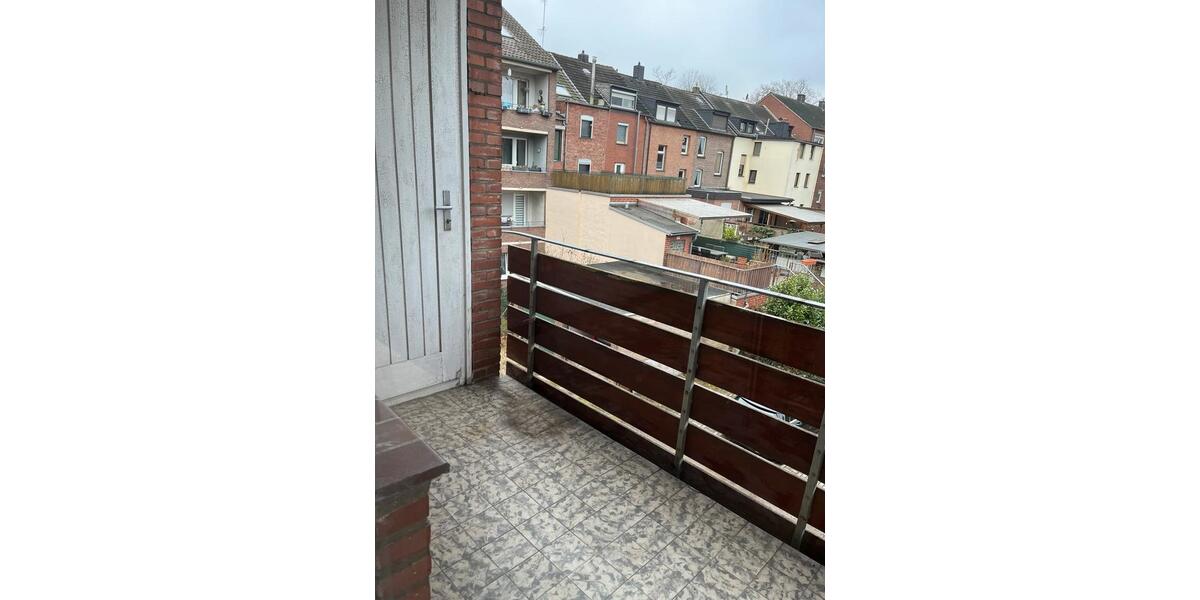 Etagenwohnung Neuss Erfttal - 3 Zimmer, 80 m&sup2;, 1.200&euro; | Angebot:24851452