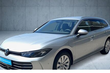 VW Passat 1.970 km 47.470 &euro; Regensburg 93053