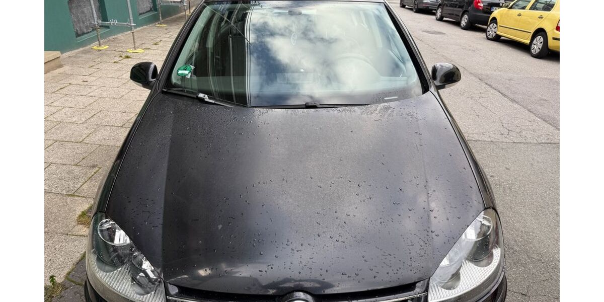 VW Golf 205.000 km 2.999 &euro; Schwelm 58332