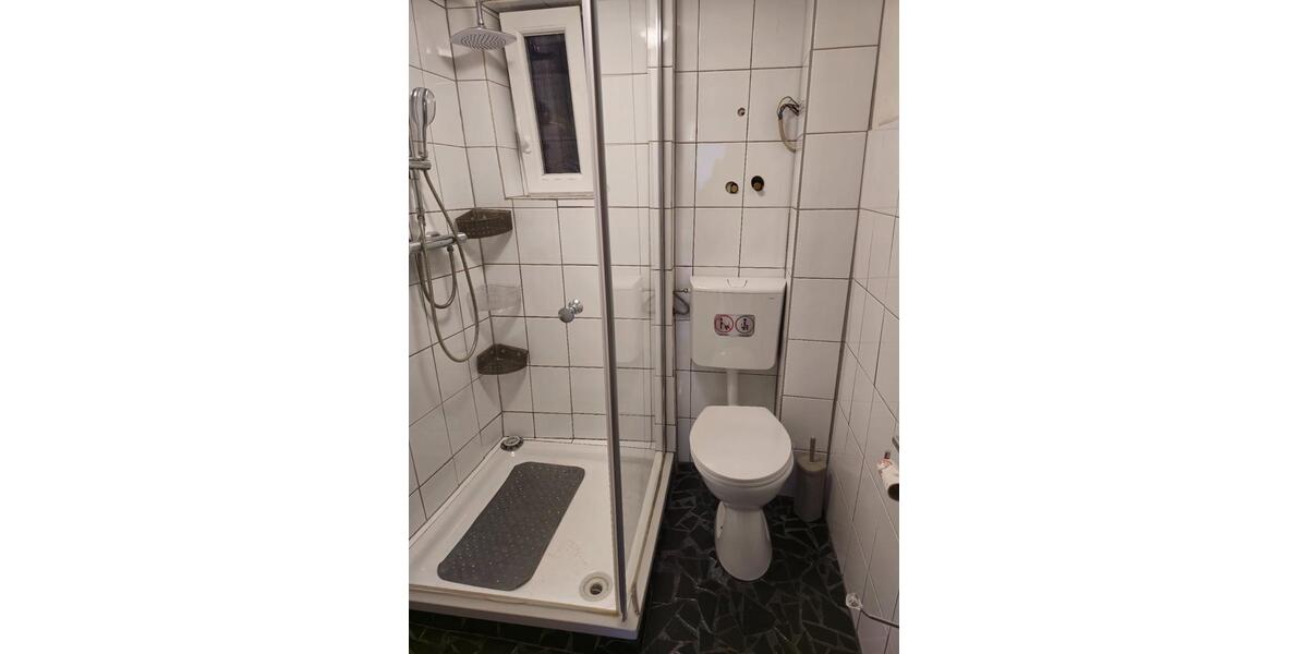 Ein-bis 2 Familienhaus zu mieten 7 zimmer