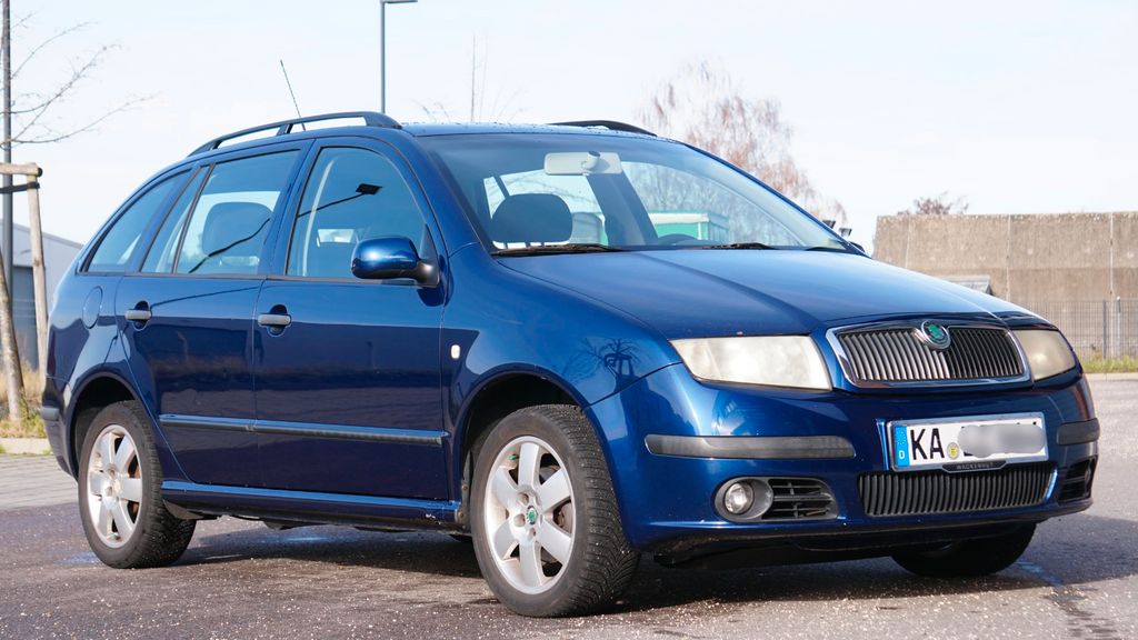 Skoda Fabia 227.000 km 1.400 &euro; Karlsruhe 76131