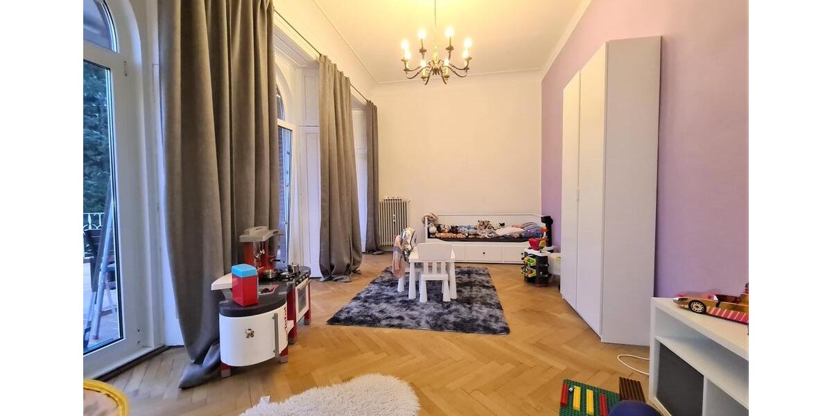 Villa Itzehoe - 5 Zimmer, 190 m&sup2;, 1.450&euro; | Angebot:24553481