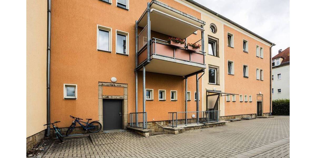 Ihre neuen Gewerbe- oder Praxisräume warten auf Sie 6 zimmer