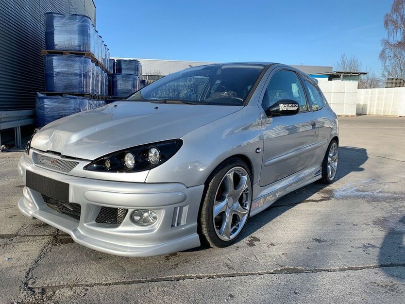 Peugeot 206 112.000 km 9.800 € München 81669